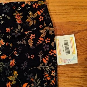 Lularoe Cassie XL NWT.